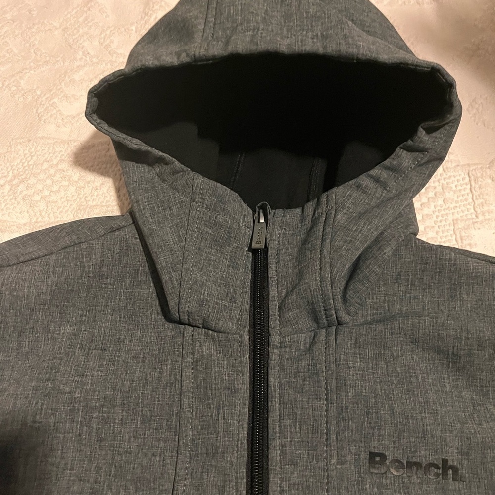 Bench Jacket - Picture 3 of 9